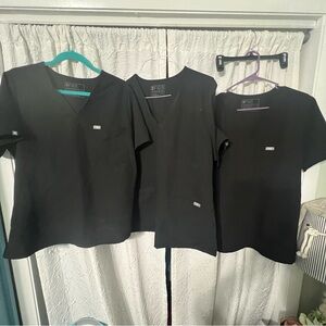 Figs Classic Black Scrub Top Bundle